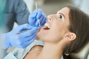 paciente en el dentista general